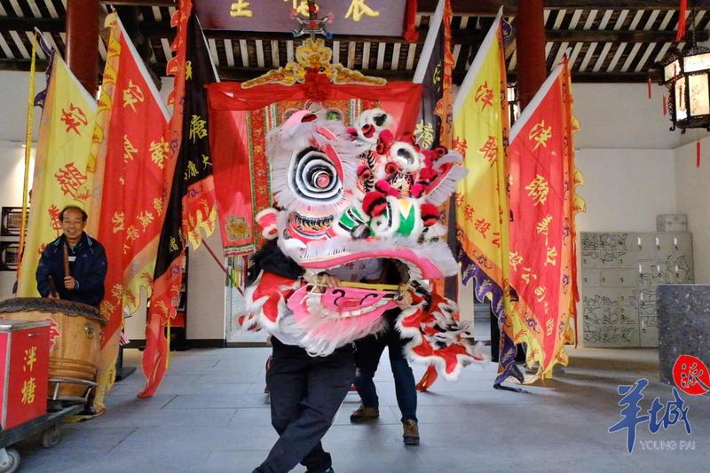 【老广贺春】“雄狮中年”张庭海：在传统与现实之间守望春暖花开 