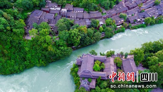 蒋蔚炜：都江堰将全力打造世界级休闲旅游胜地