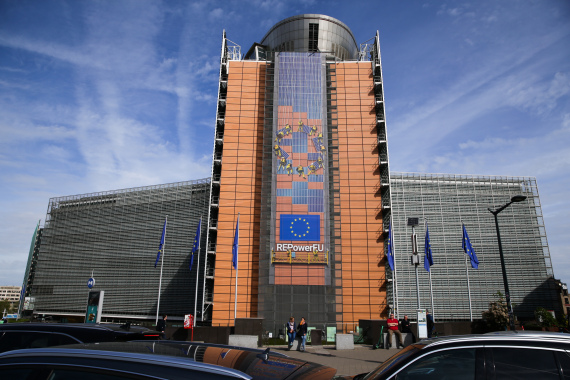欧盟27国代表一致支持《人工智能法案》文本