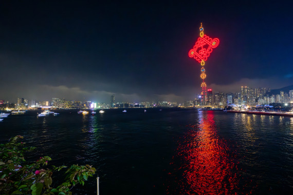香港举办无人机表演 展示传统文化