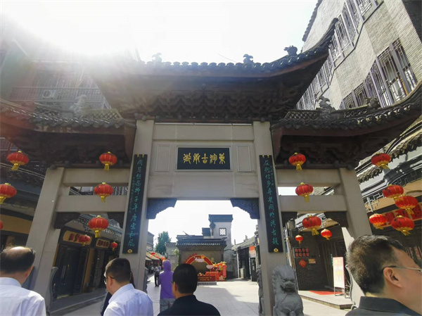 “2024华文媒体看江苏”走进东台安丰古镇：探寻千年历史文化，推动中华文化海外交流