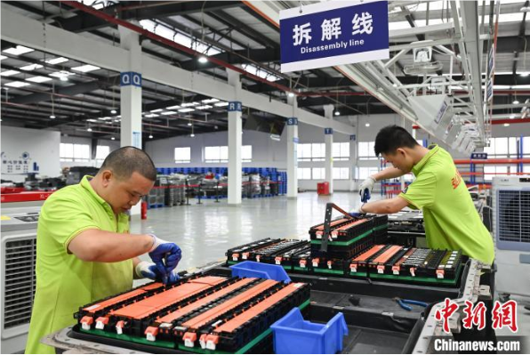 重庆潼南：梯次利用让“退役”动力电池“重生”