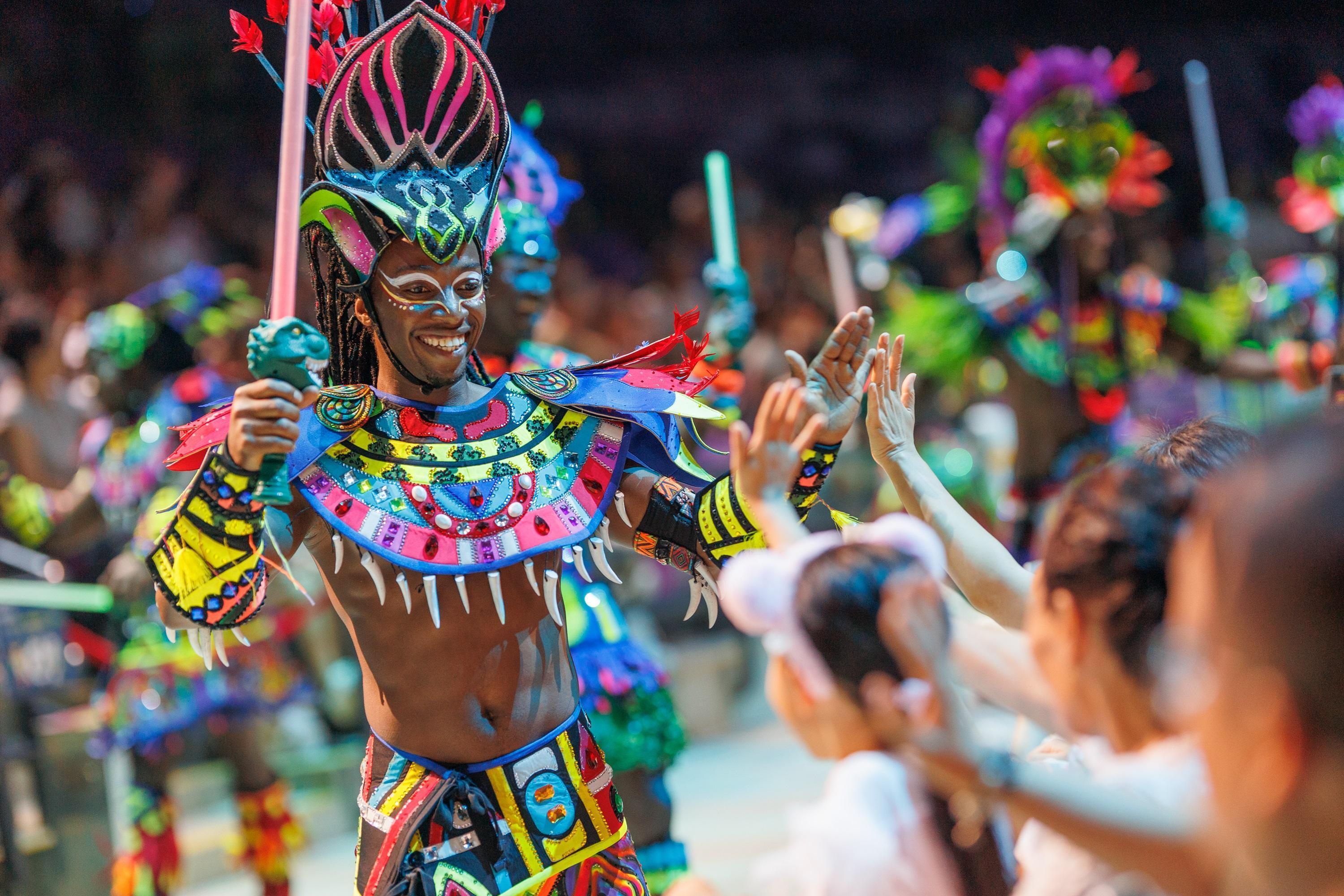 【大美广东】Guangzhou Chimelong International Circus holds various summer activities  广州长隆国际大马戏暑期夏令营活动来了！