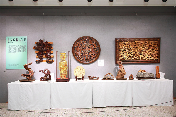 【大美广东】Intangible Cultural Boutique Exhibition of Dragon Theme on Display in Chaozhou, Guangdong  龙主题非遗精品展亮相潮州