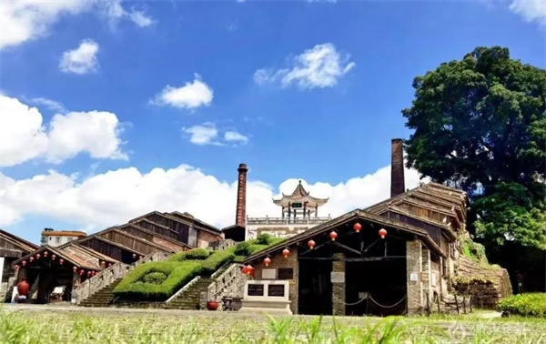 【大美广东】The first Foshan Nanfeng Lantern Show of the Mid-Autumn Festival will open soon  首届佛山南风花月夜即将来袭