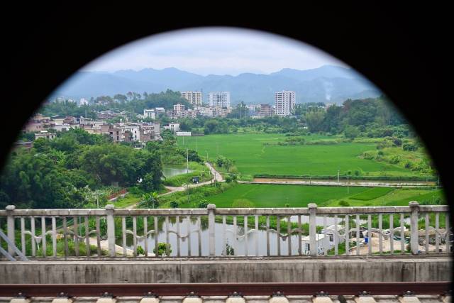 这条不到100公里长的铁路，为何如此重要？