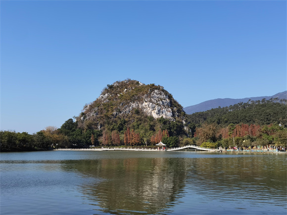 【大美广东】Let's set off along the latest themed tourism routes of Guangdong! 沿着最新广东主题旅游精品线路，出发吧！