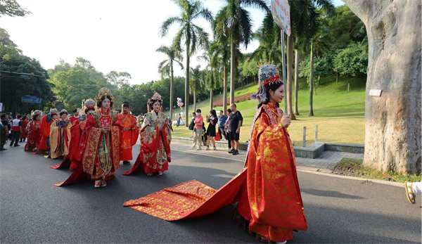 【大美广东】2024 Yunshan Hanfu Festival was held at Baiyun Mountain  千余位汉服同袍共游云山！2024云山汉服节成功举办