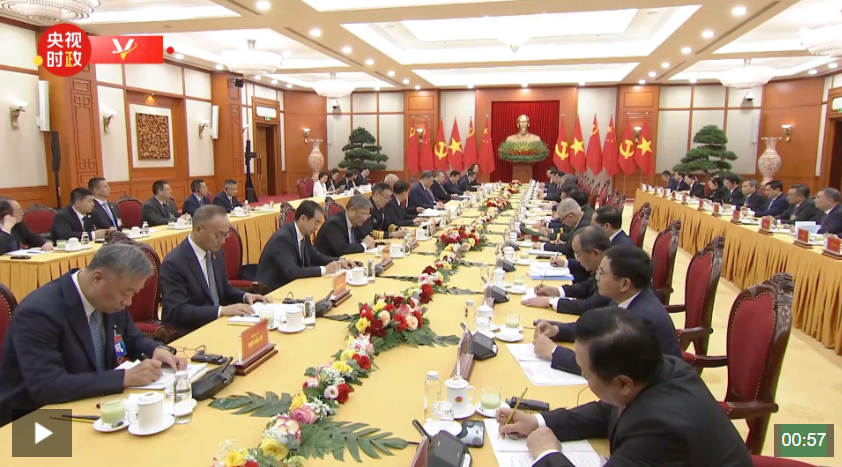 习近平同越共中央总书记苏林举行会谈