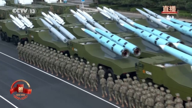 干净利落最帅变阵！这就是中国军人！