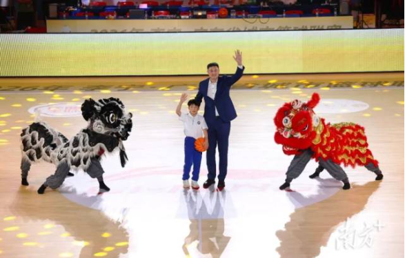 粤BA揭幕战中山队开门红！友谊第一，宵夜第二，比赛第三