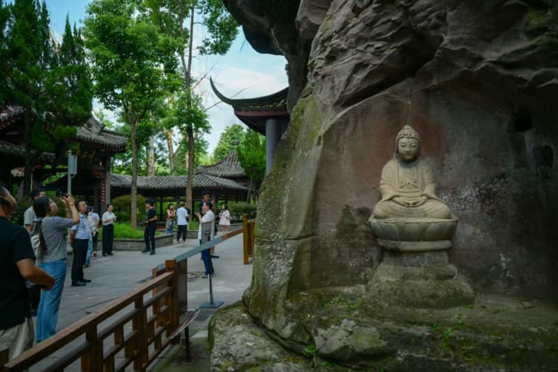 四川资阳：千年石刻见证融合 互嵌社区凝聚人心｜天府石榴情
