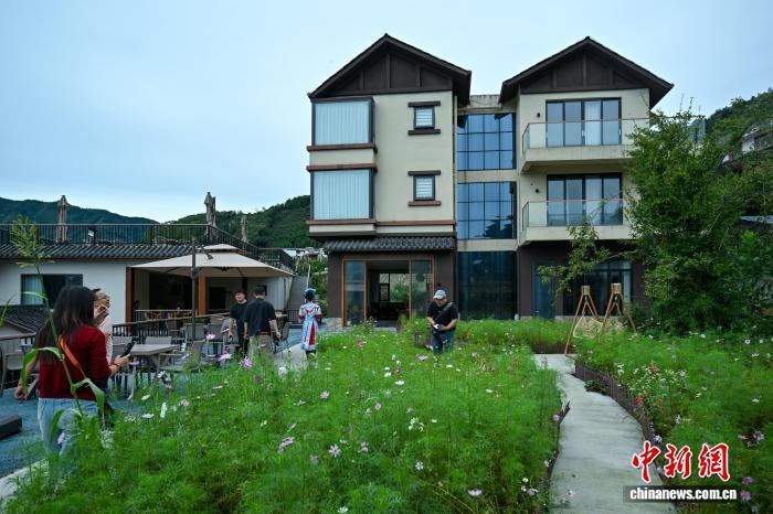 旅游火了，绵阳北川石椅羌寨为什么还要“二次创业