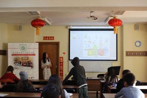 布加勒斯特大学孔子学院首届“汉字趣味大赛”顺利举办
