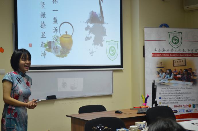 布大孔院举办茶艺书法体验活动