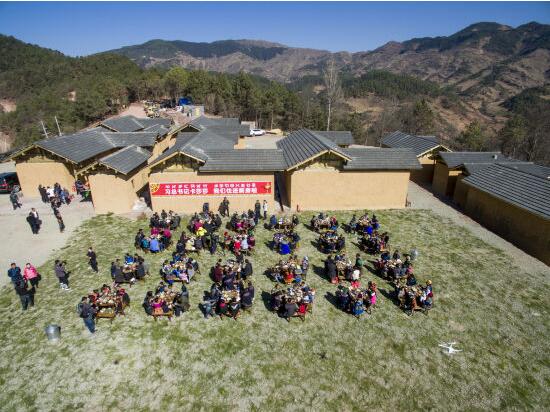 精准扶贫的凉山实践：“绣花”功夫正在移走贫困“大山”