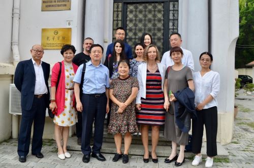 中国作家协会代表团访问罗马尼亚布加勒斯特大学孔子学院