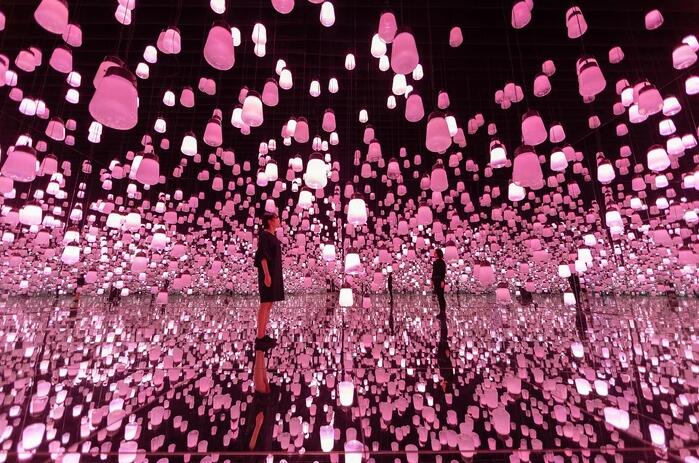 日本数字美术馆TeamLab Borderless推出春季主题艺术展