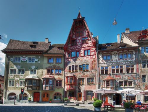 走进瑞士，邂逅莱茵河畔的童话小镇