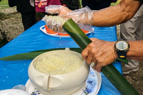 汶莱美食品尝特色小吃