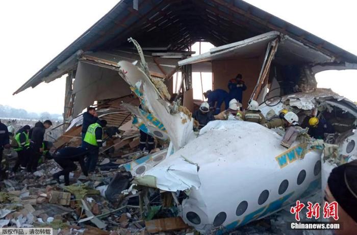 哈萨克斯坦客机失事致12死 客机制造商23年前破产