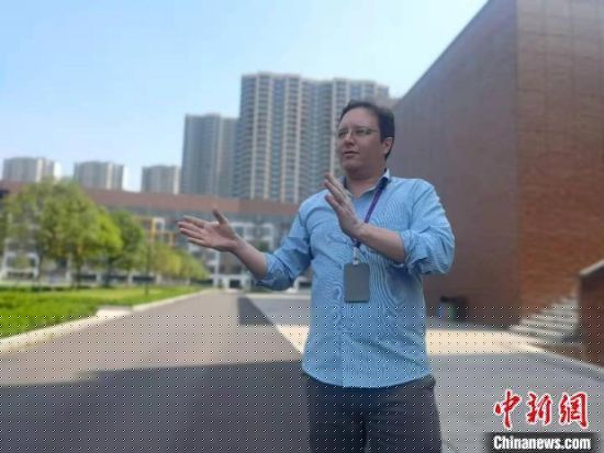 【外国人在湖南】有机更新还原古城“烟火味” 英国外教恋上“长沙胡同”