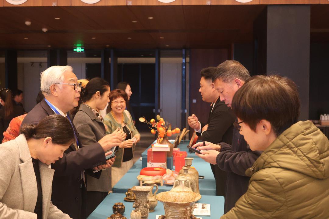 跨越山海品“老味” 荥阳非遗让海外华媒读懂中国文化根脉