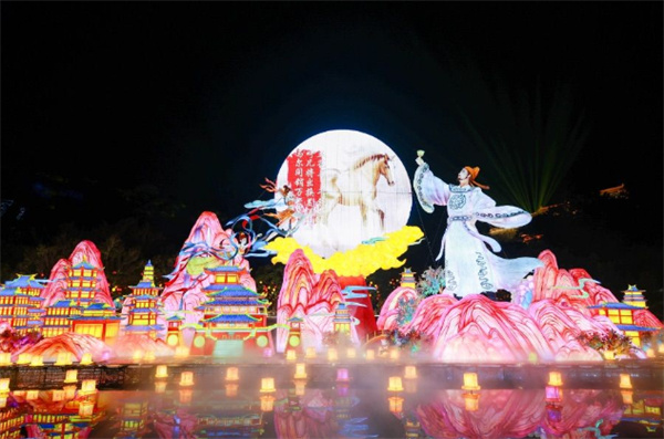 “广货”IP+沉浸式光影刷屏！2026粤港澳大湾区灯会亮灯