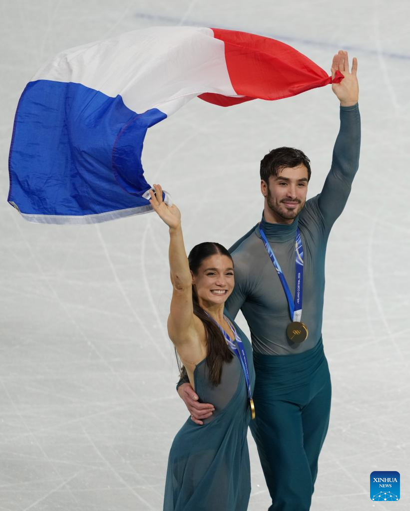 French pair capture Winter Olympic ice dance title