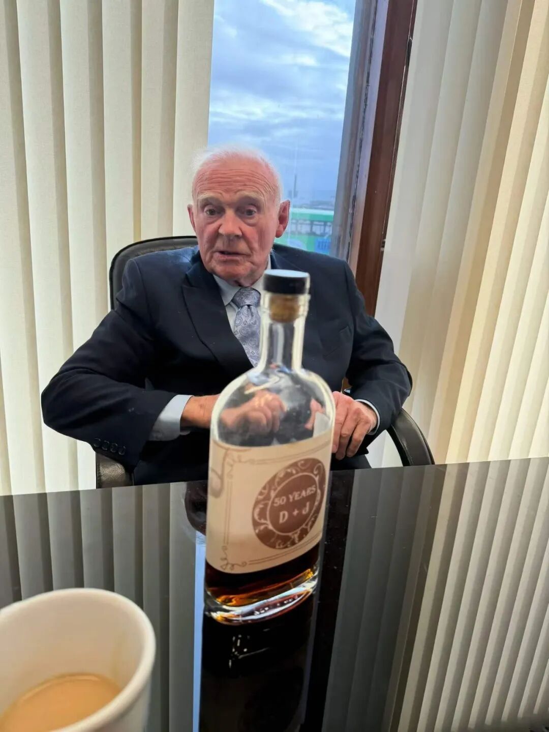 面朝大海，春暖花开——